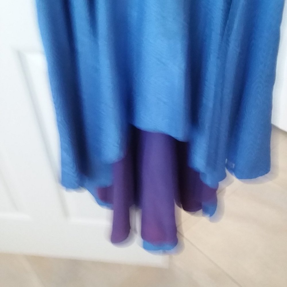 VINTAGE BLUE BRIDESMAID OR MOTHER OF THE BRIDE SILK GOWN. WORN IN 1985 - Picture 5 of 5